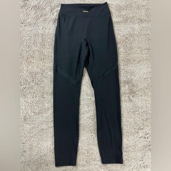 Gymshark x Whitney Simmons black high waisted butt scrunch leggings with mesh S - Picture 3 of 12